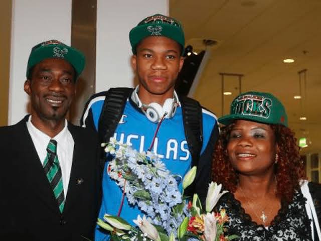 Giannis antetokoumpo