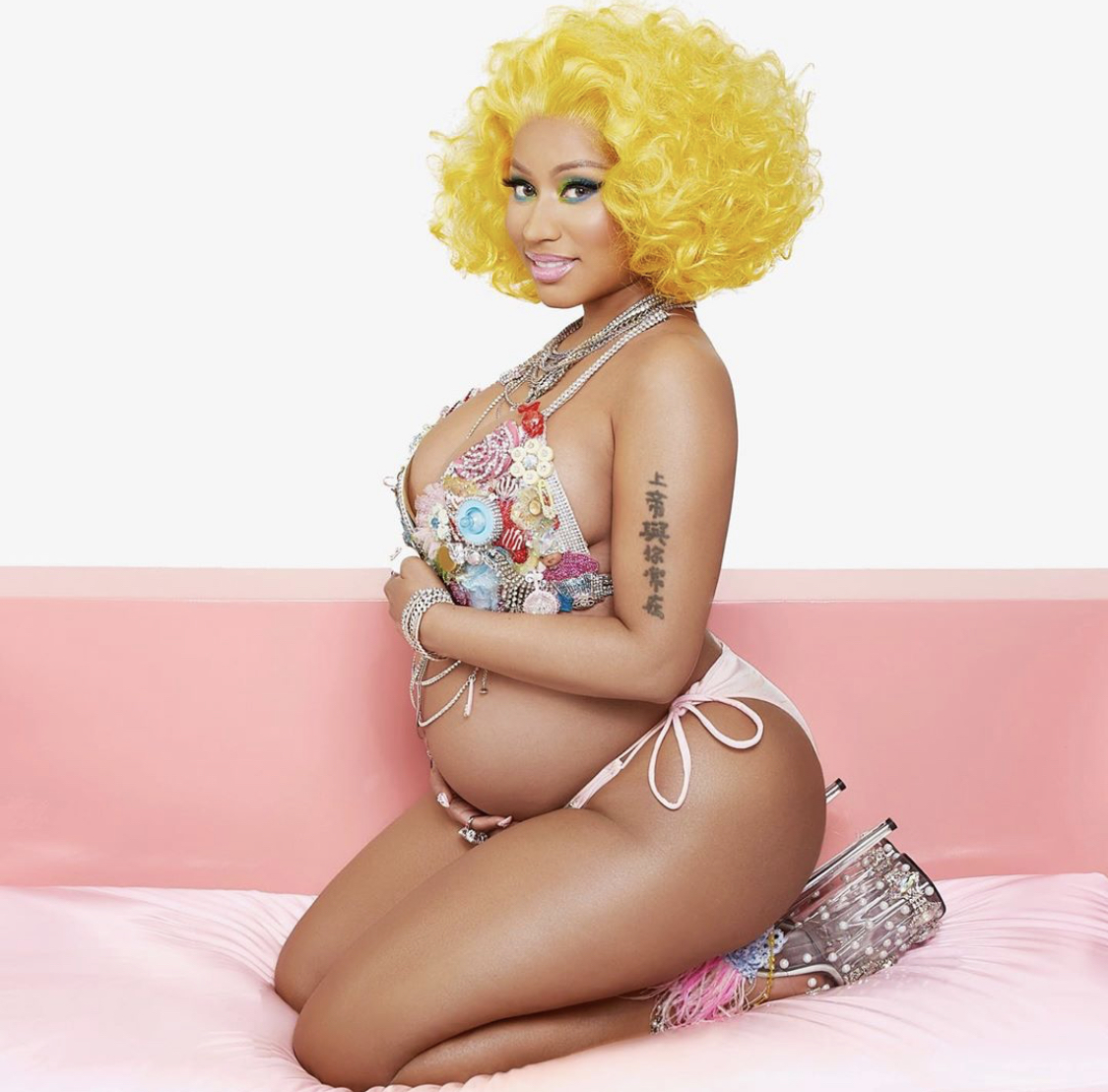 Nicki Minaj baby bump 