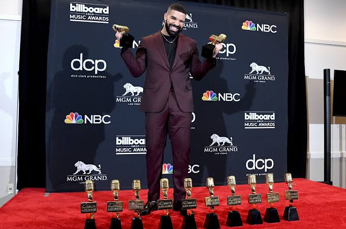 Drake Billboard