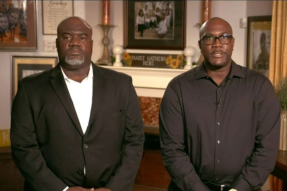 Philonise Floyd, George Floyd’s Brother Lead Powerful Moment Of Silence At The Democratic National Convention