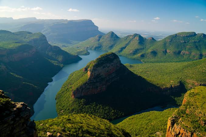 WHAT DON'T YOU KNOW ABOUT THE AFRICAN CONTINENT? TEN IMPORTANT THINGS YOU MUST KNOW ABOUT AFRICA.