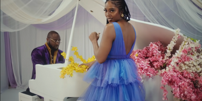 TOP AFRICAN MUSIC STARS: TIWA SAVAGE FEATURING DAVIDO ON A LATEST MUSIC VIDEO. Park well