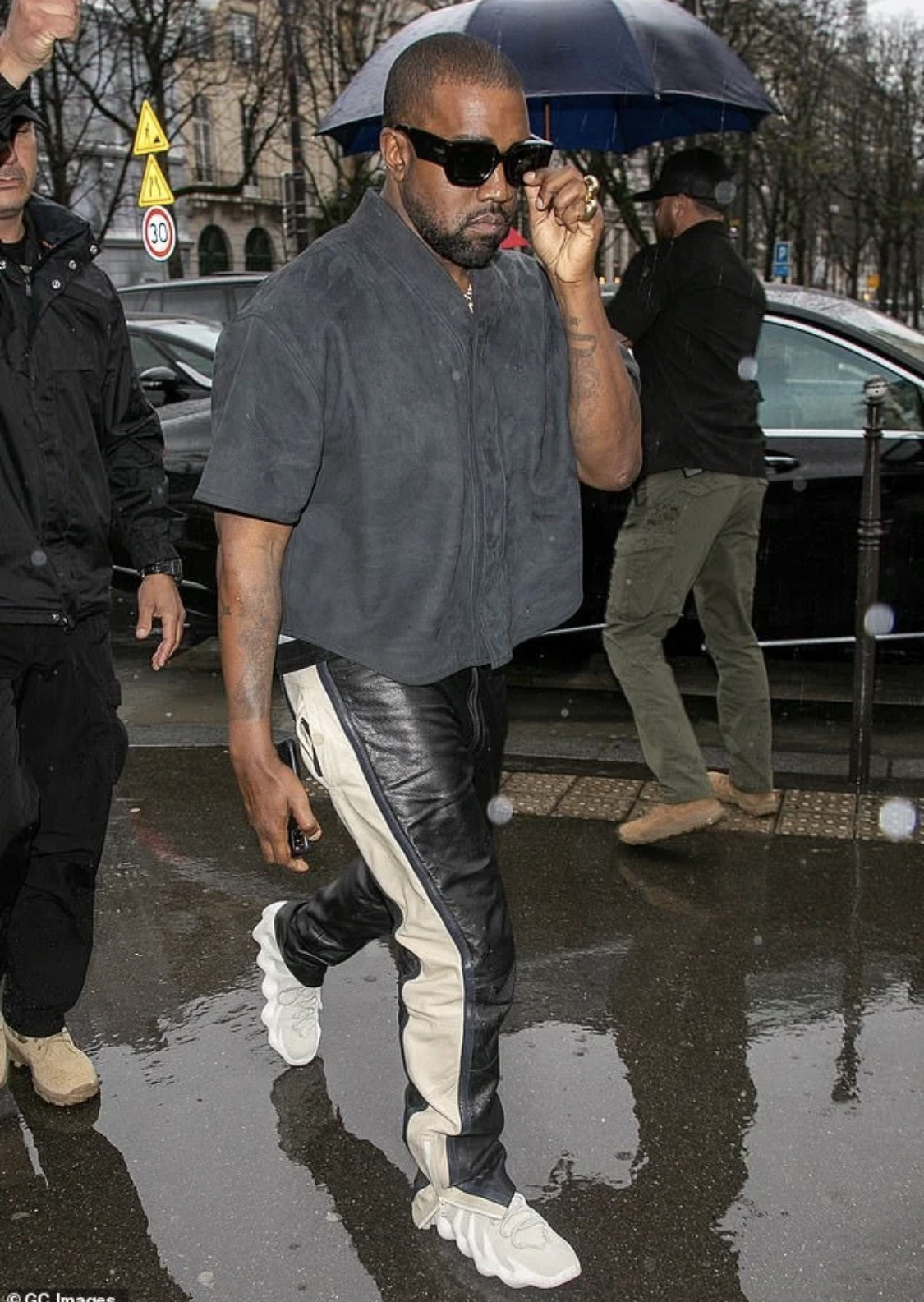 Kanye on Yeezy 450