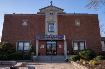 Headmaster Resigns After “forcing 11-year-Old Black Student, Trayson Paul To kneel And Apologize” Because It Was The African Way