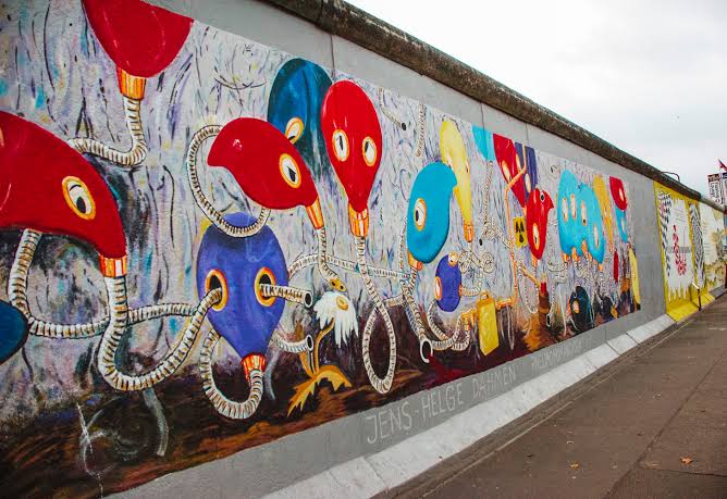 Check out Africa's longest graffiti mural in Cotonou, Benin Republic
