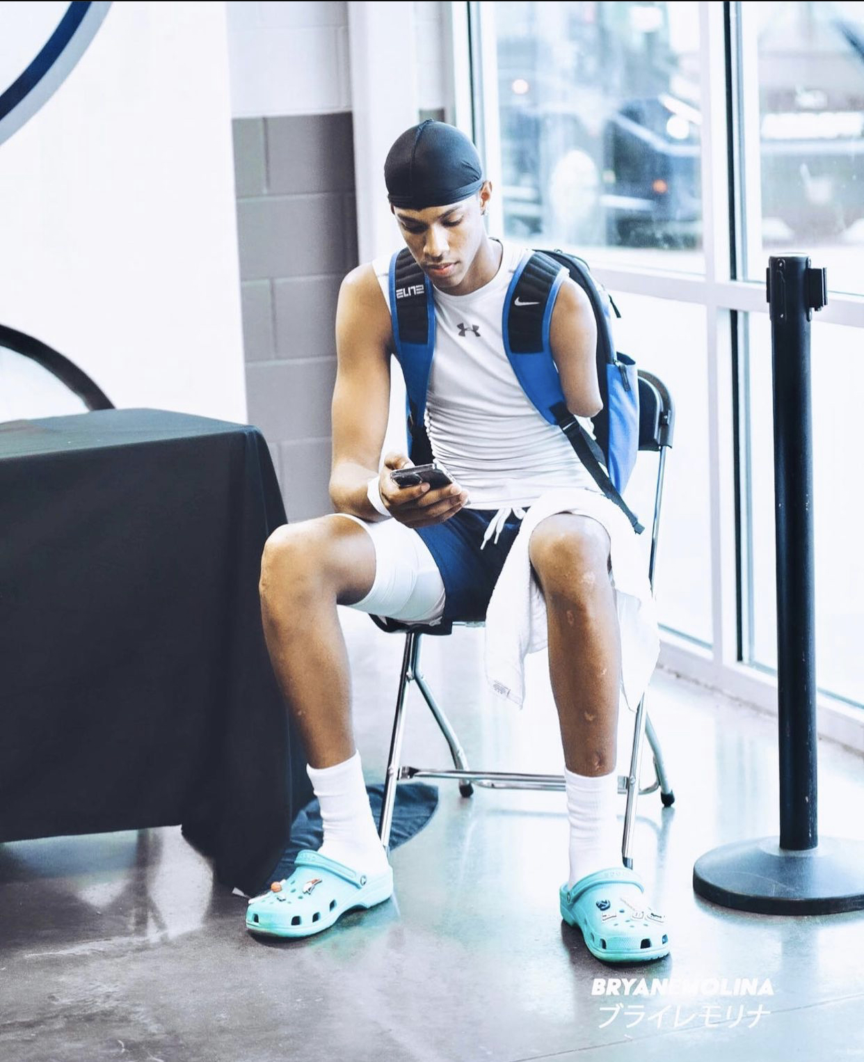One-Armed Dominican Republic Basketball Player, Hansel Donato Domínguez Receives a Scholarship