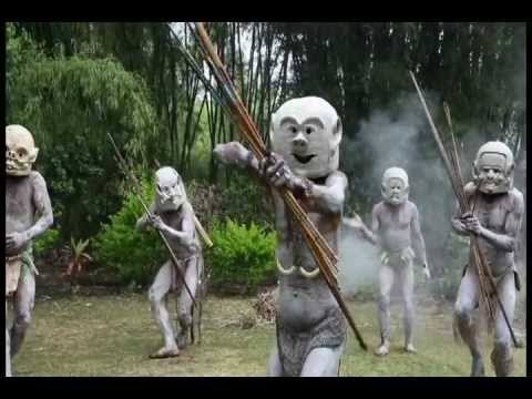 Meet the Asaro Mud Men, an Indigenous Group That Wins Battles Through the Power of Human Imagination