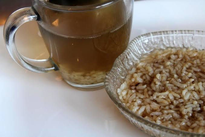 #MbbaTastyThursday: Ranovola, a refreshing Malagasy Burnt Rice Tea