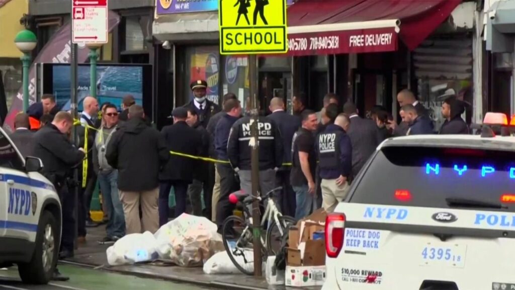 10 Shot, 6 Injured In Brooklyn Subway By Gunman In A Mask brooklyn