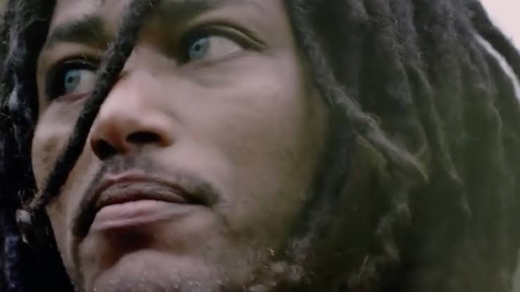 How Studies Reveal Early Irish people were dark skinned with blue eyes 