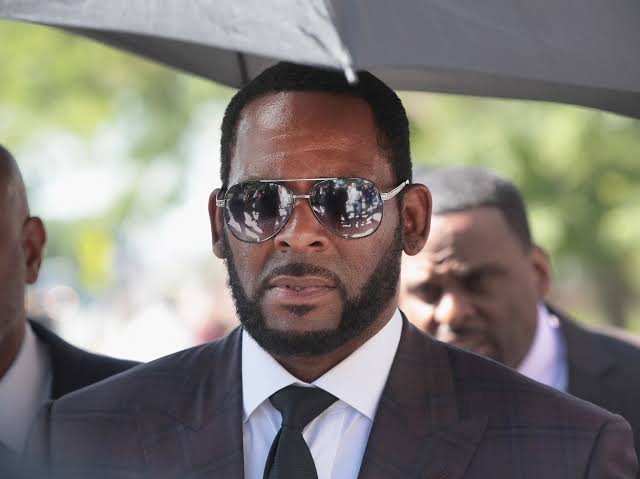R. Kelly To Pay $300,000 In Restitution To Two Victims  