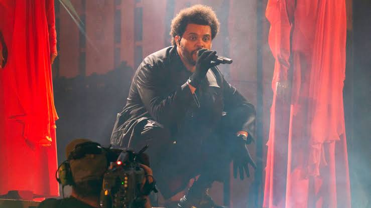 The Weeknd Loses His Voice, Cancels Los Angeles Concert 15 Minutes Into Show 