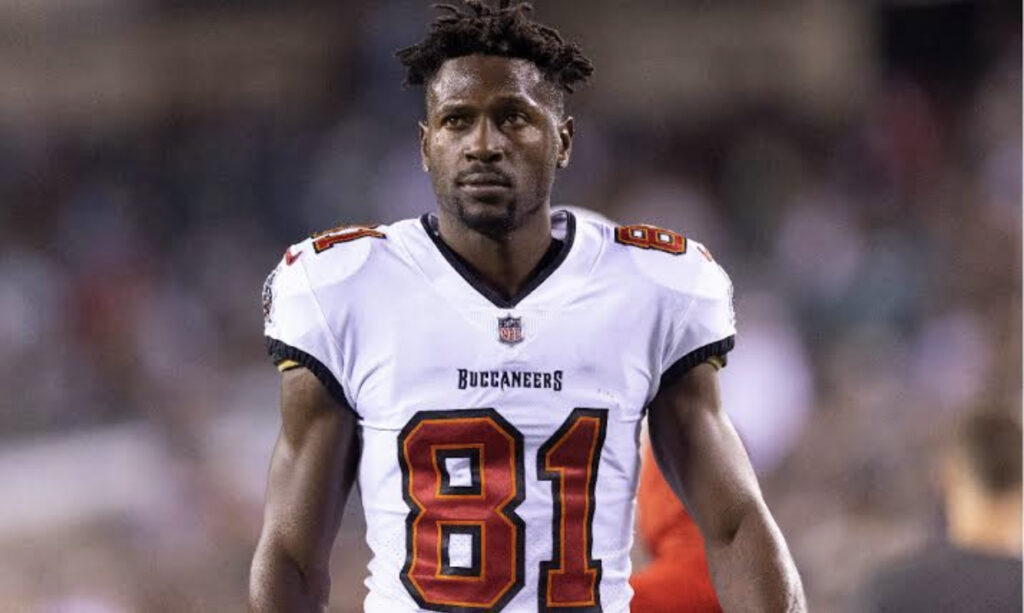 Video: NFL Player Antonio Brown Under Fire for exposing his Genitals to a woman in Dubai