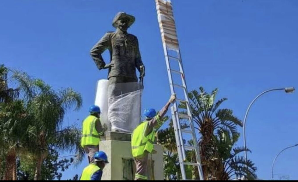 Statue of German colonizer pulled down in Windhoek, Namibia