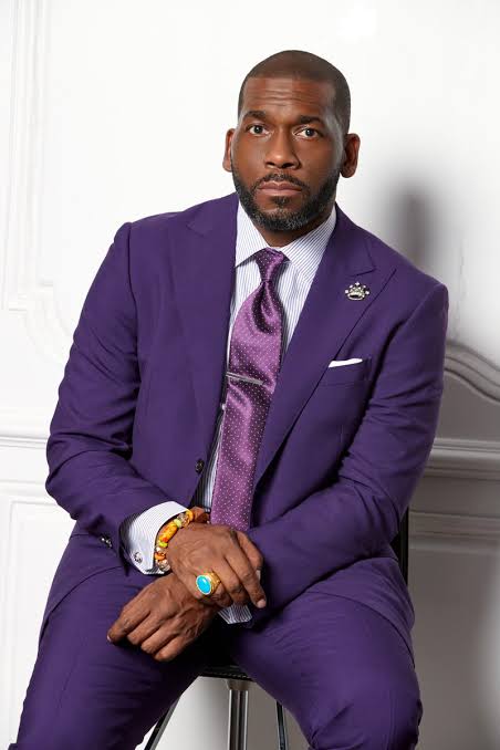 Pastor Jamal Bryant Thinks “Raising Cannabis” Will Draw Black Men Back To Church 