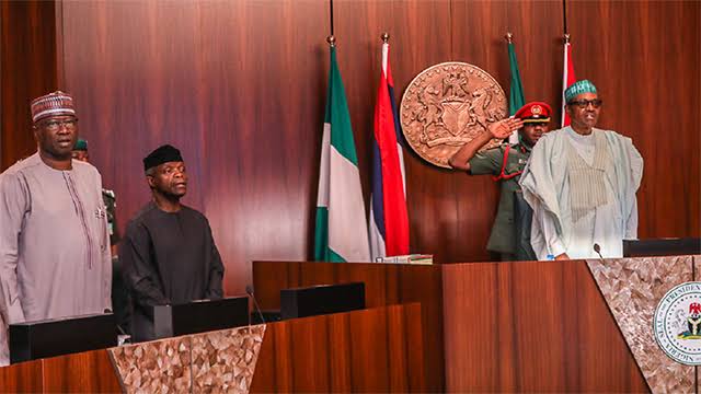 Nigerian Govt restricts cash withdrawal to $44 a week per individual