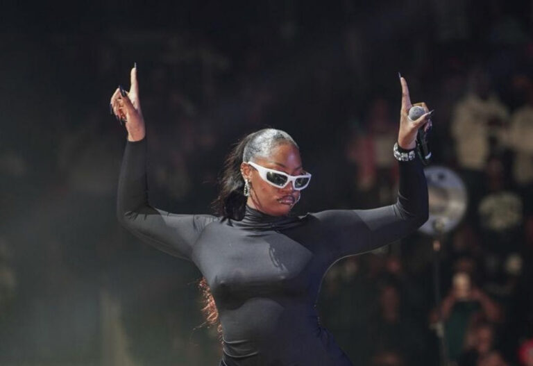 Tems Makes History, becomes the First New Age Female Nigerian Artist to Win a Grammy