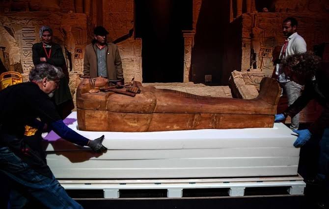 Ramses and the Gold of the Pharaohs Exhibition opens in Paris 